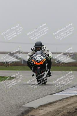 media/Nov-29-2025-TrackDaz (Sat) [[10ae2d9bce]]/C Group/Session 4 (Wheelie Bump)/